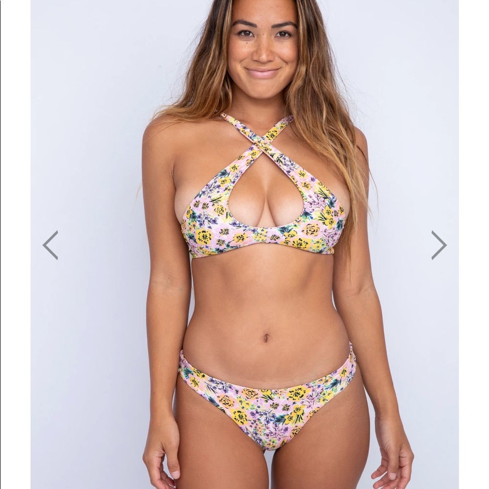 Skatie brand bikini